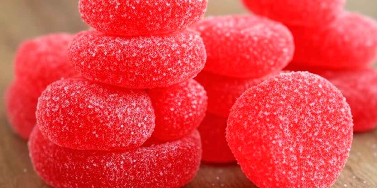 El colorante cancerígeno prohibido en EU; en México estos alimentos lo contienen