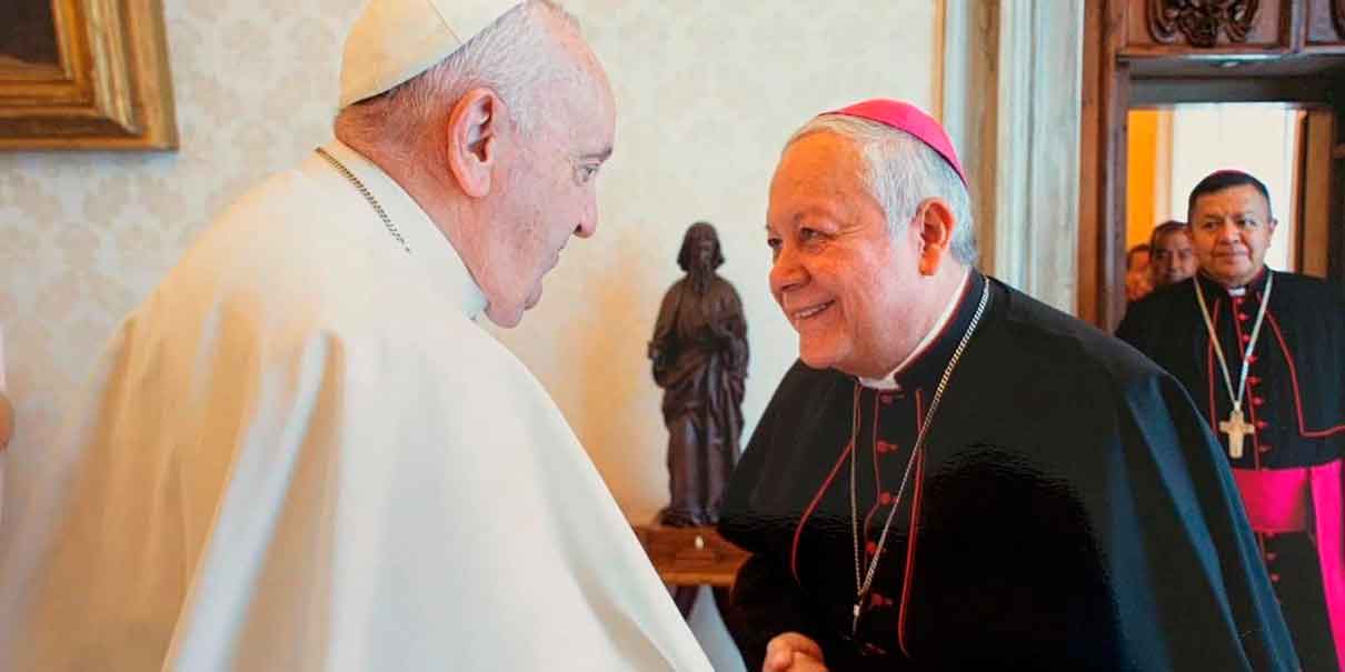 El Papa Francisco y don Víctor Sánchez