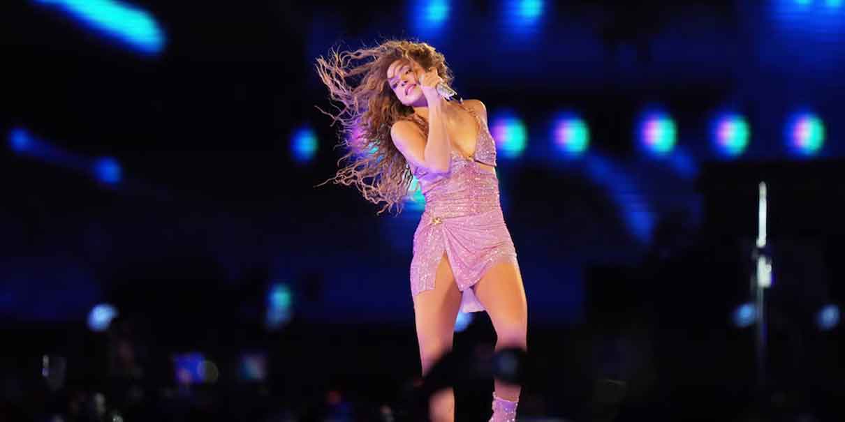 Investigación por posible brote de sarampión tras concierto de Shakira