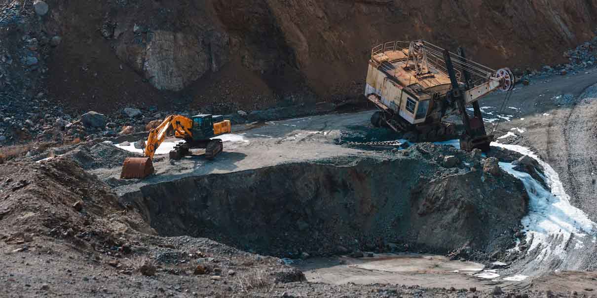 Ucrania cede recursos naturales a EU en busca de respaldo de Trump