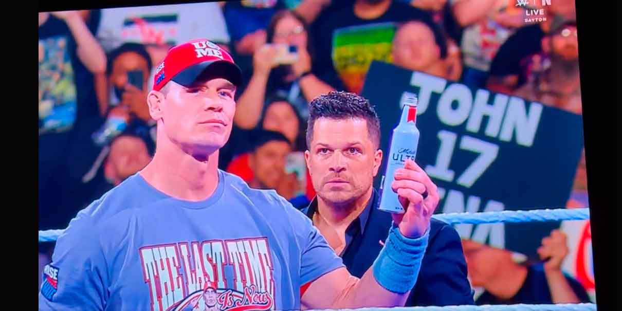 VIDEO. John Cena retiene el Campeonato Indiscutido en Backlash tras polémico final ante Randy Orton