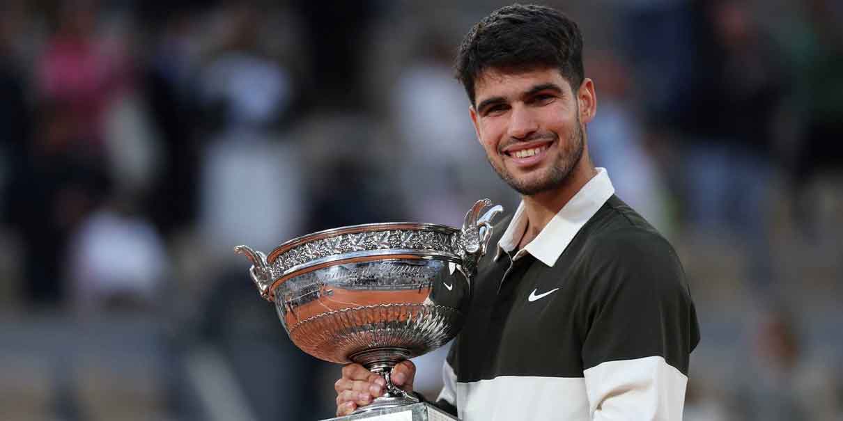 Carlos Alcaraz conquista su segundo Roland Garros tras vencer a Jannik Sinner en una final histórica