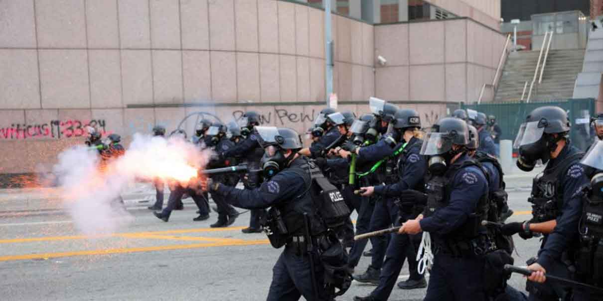 Claudia Sheinbaum condena redadas en EU y exige respeto a migrantes mexicanos