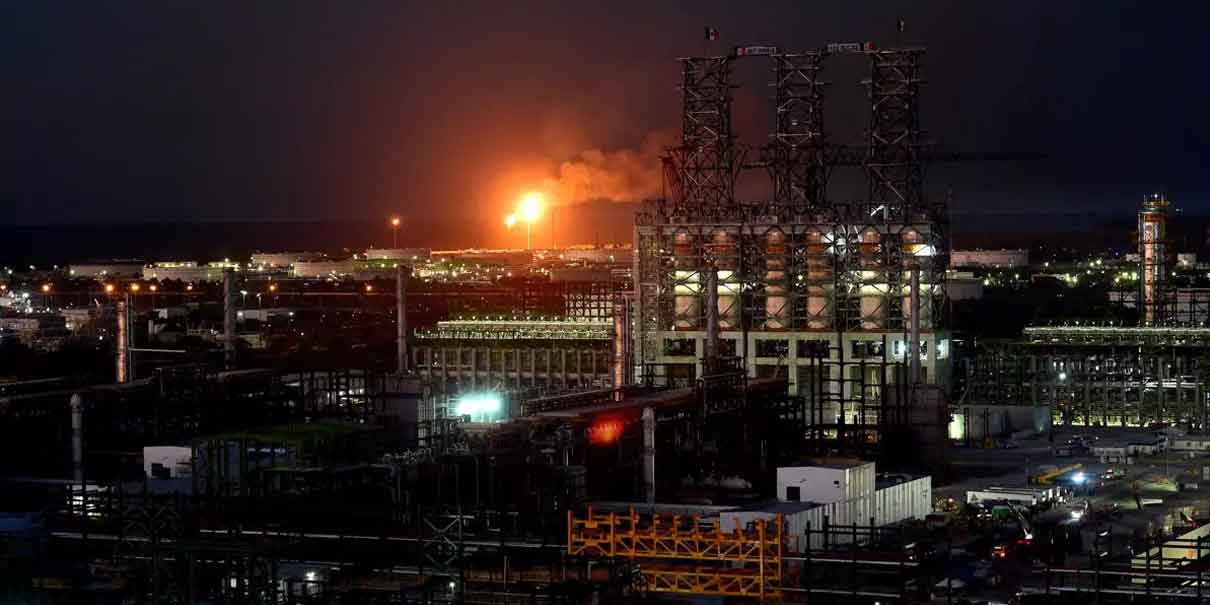 Dos Bocas alcanzará su máxima capacidad en 2026 y marcará un hito para Pemex, señala la IEA