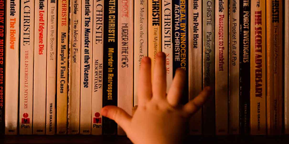 Detectives de papel: La literatura como herramienta forense