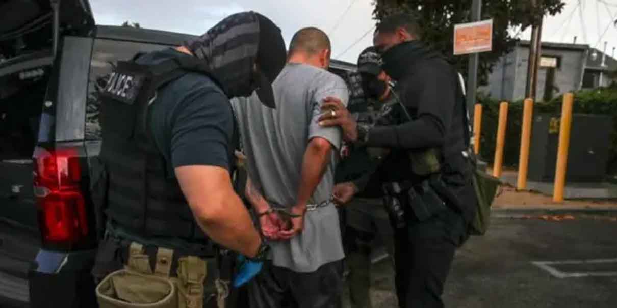 Trump exige 3 mil arrestos diarios en ofensiva antiinmigrante
