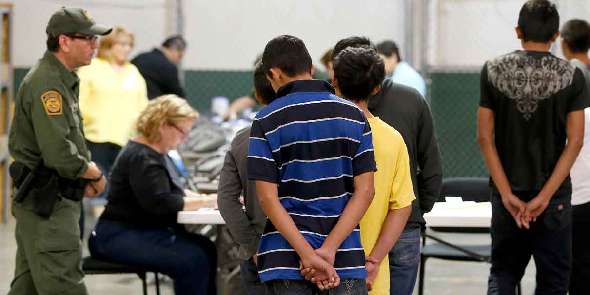 “El gobierno te encontrará”: niños migrantes reciben amenazas de Trump