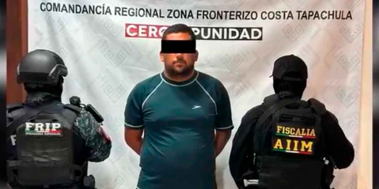 VIDEO. Denuncia de acoso en ceremonia escolar de Chiapas deja un maestro detenido