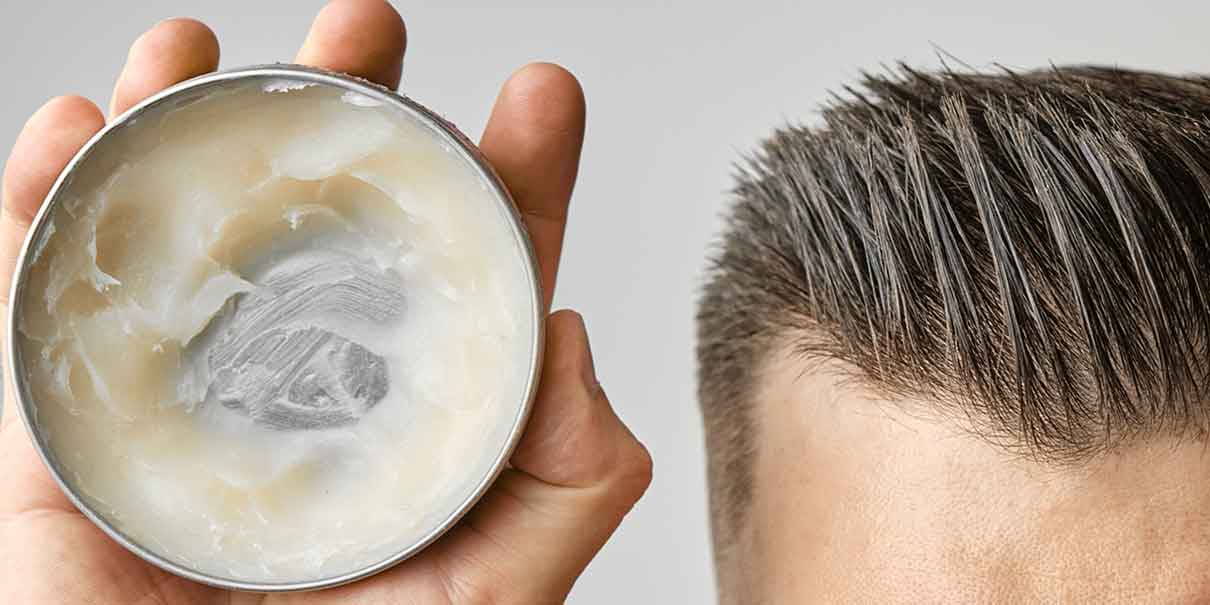 Cera en barra para el pelo: el truco de belleza que conquista a las celebrities