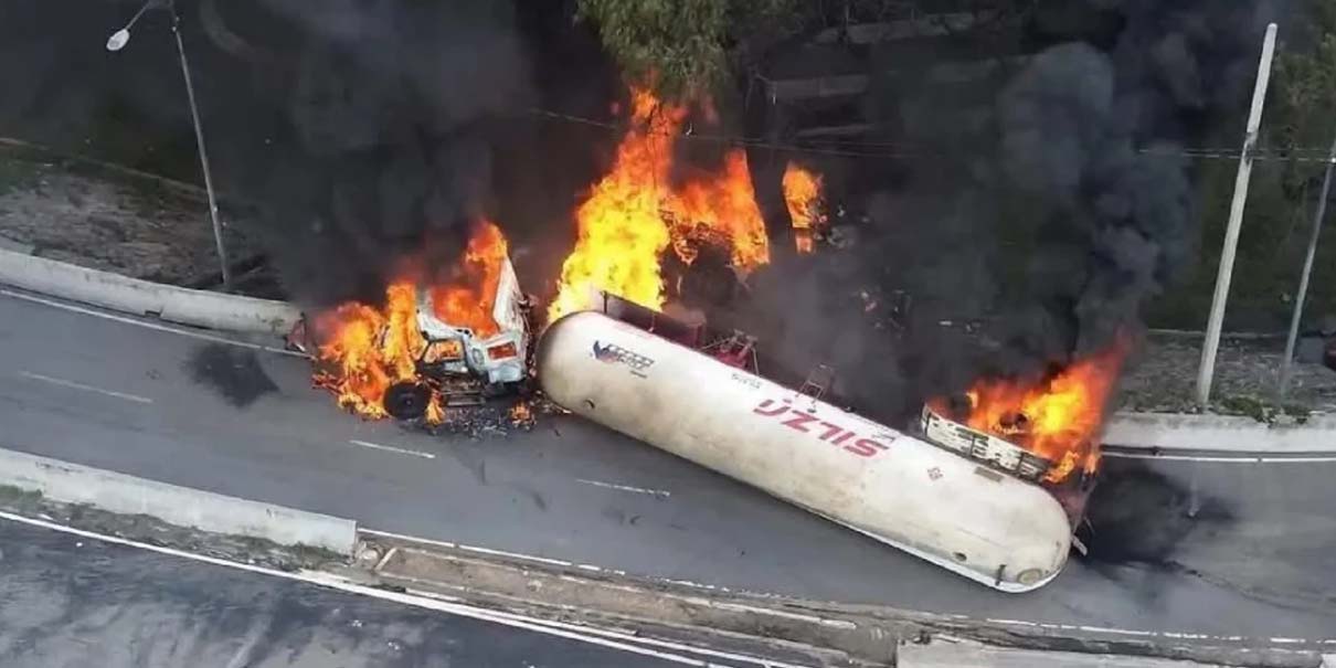 Muere chofer de pipa en Iztapalapa; ya suman 19 muertos del accidente