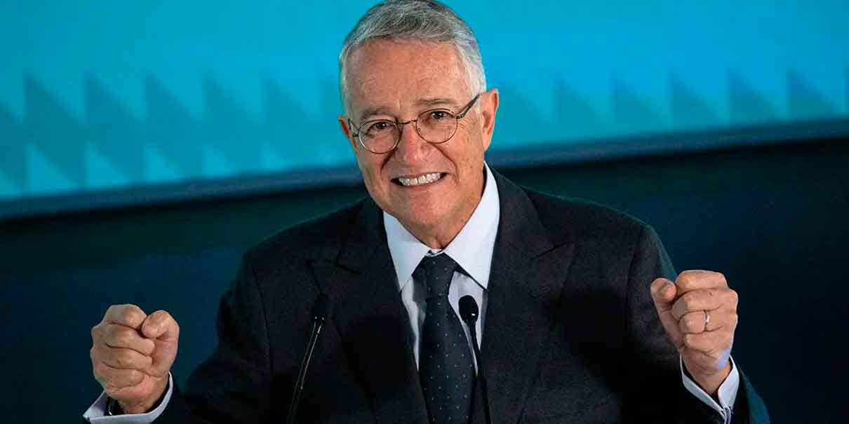 "No que no tronabas pistolita". Ricardo Salinas  pide a Claudia Sheinbaum mesa de diálogo por deuda fiscal millonaria