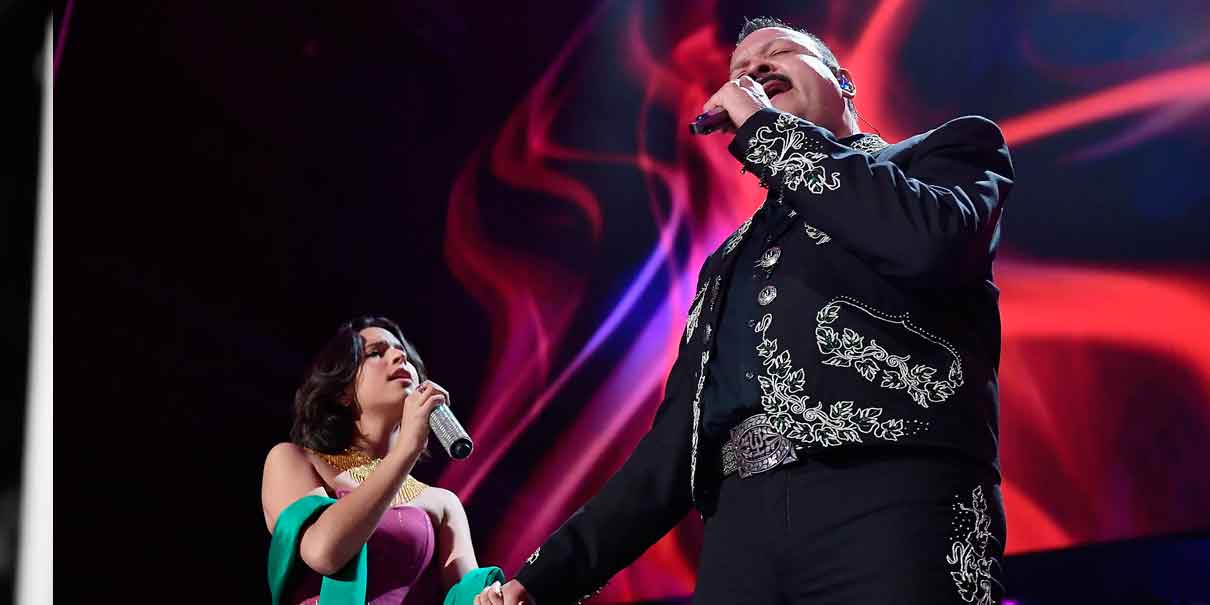 Pese a pronósticos, familia Aguilar sorprende en Guadalajara durante Grito de Independencia