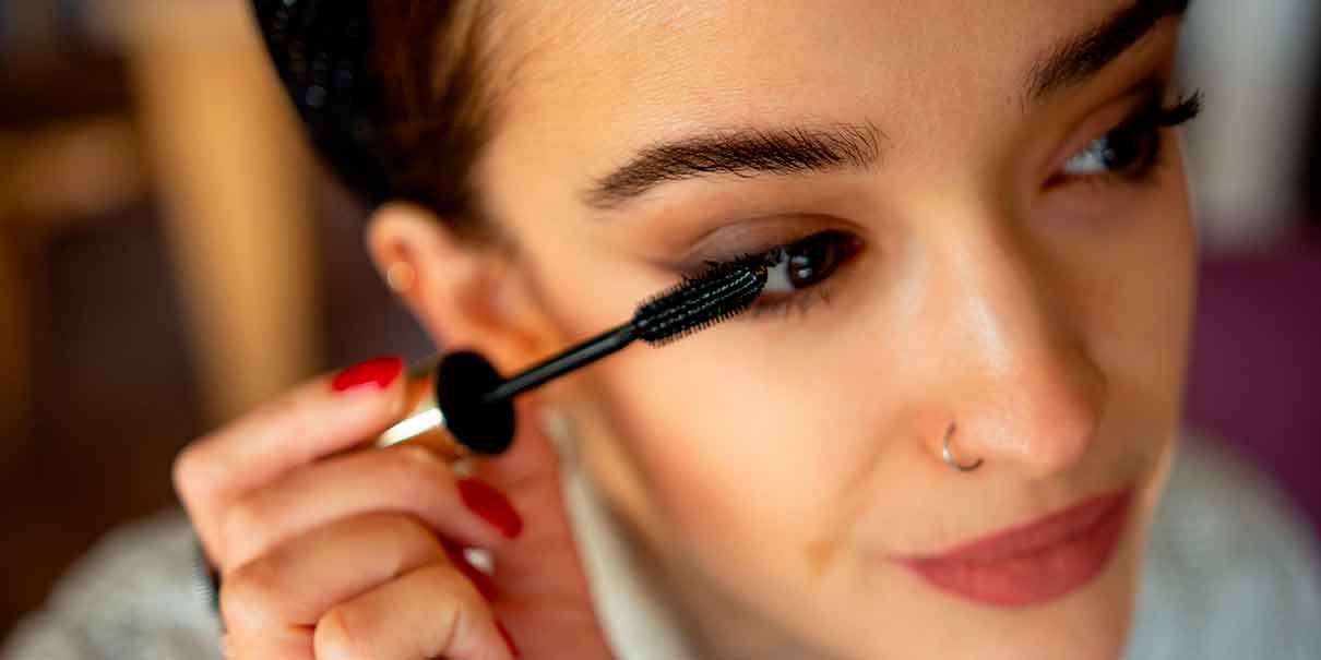 Rimmel London Thrill Seeker Mega Lift: la máscara de pestañas que transforma tu mirada