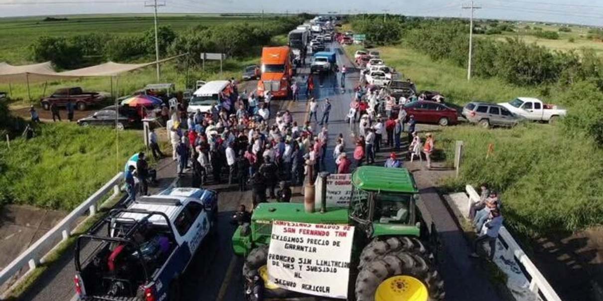 “Sin maíz no hay país”: campesinos se levantan contra acuerdo del Gobierno y mantienen bloqueos