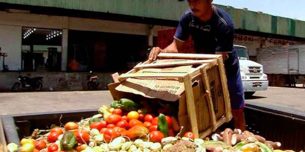 México tira cada dos minutos dos tráilers de alimentos