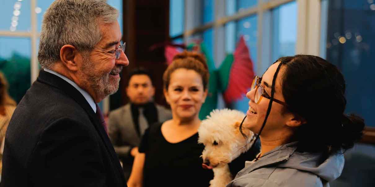 Seis mexicanos regresan al país tras ser detenidos en Israel