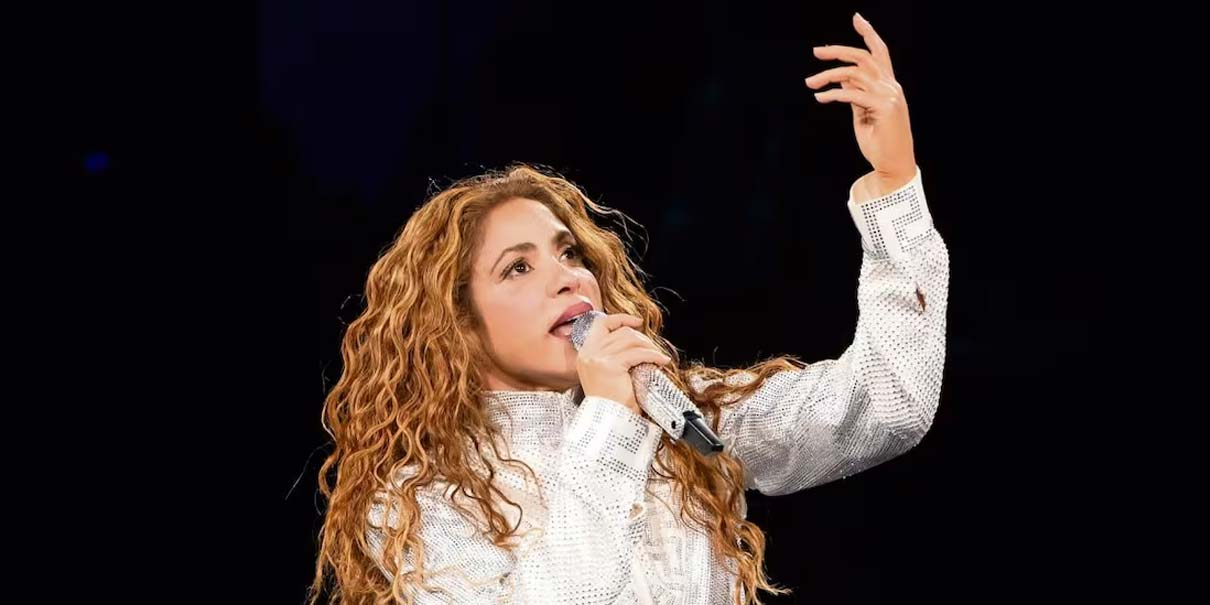 Shakira enloquece a invitados VIP en Televisa y la empresa prepara 104 partidos del Mundial