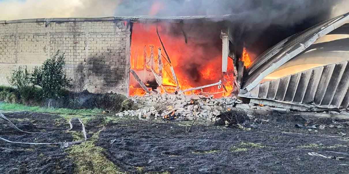 Avioneta se desploma en inmediaciones del Aeropuerto Internacional de Toluca