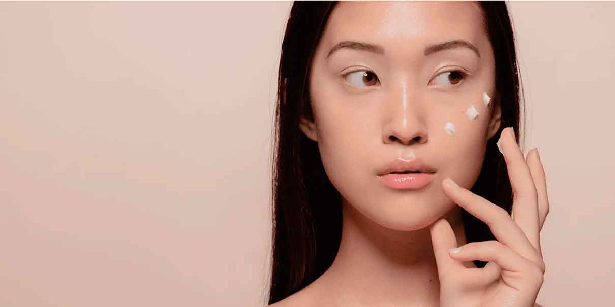 Maquillaje coreano: la rutina de 4 pasos que transforma tu piel en menos de 10 minutos