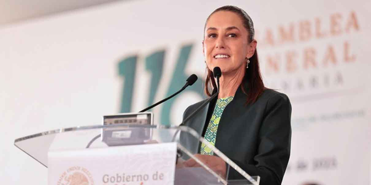 Claudia Sheinbaum formaliza invitación a México al papa León XIV