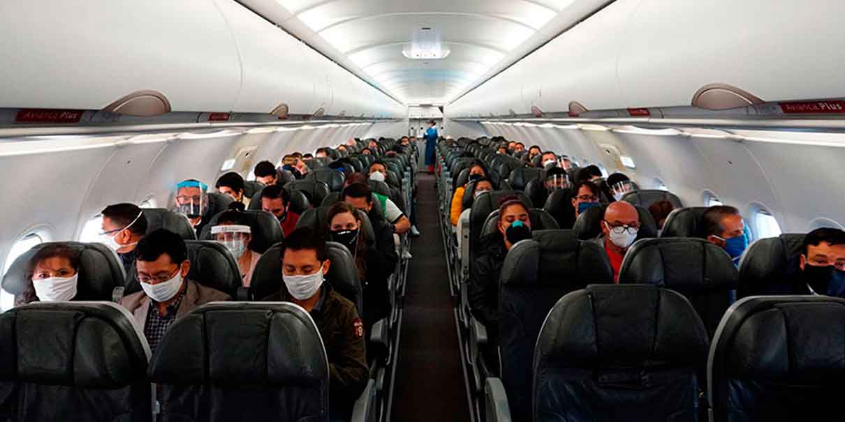 VIDEO. Piloto desobedece protocolo y realiza aterrizaje de emergencia para salvar a niño convulsionado