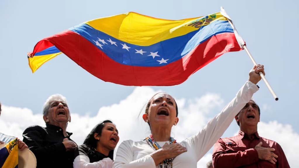 “Llegó la hora de la libertad”: el mensaje de Machado tras la caída del régimen de Maduro