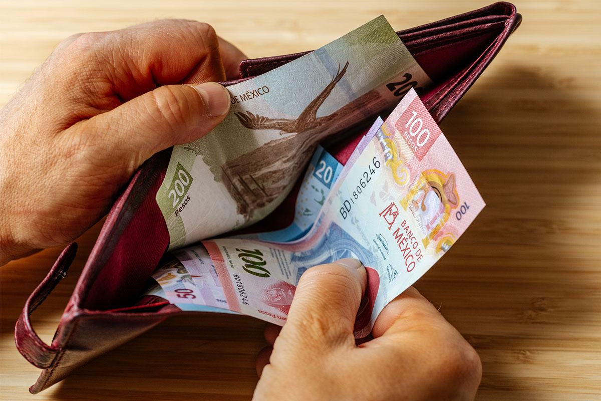 Captación bancaria se desacelera mientras el capital fluye a la economía