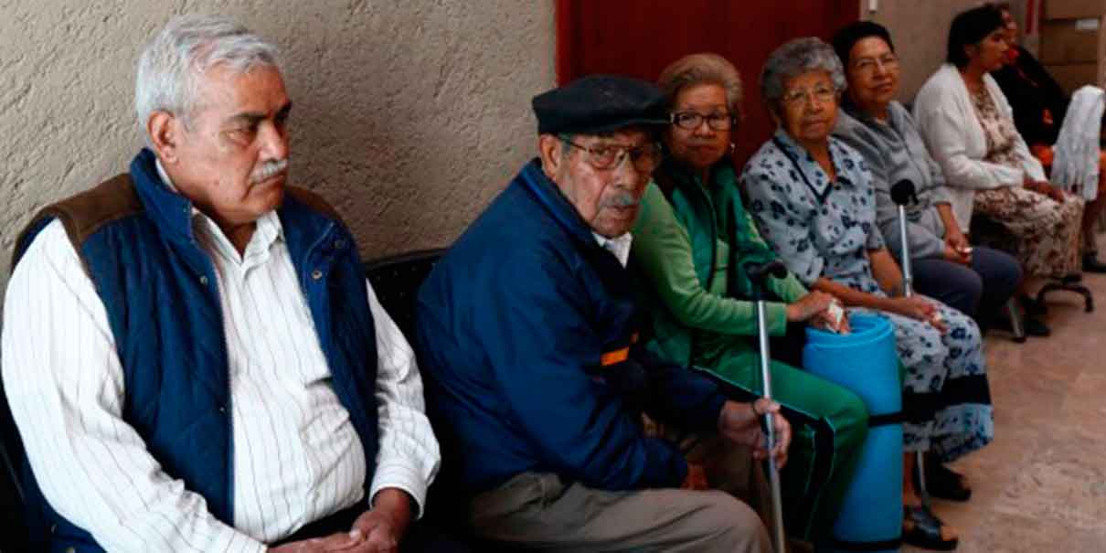 ISSSTE reduce la edad de jubilación: trabajadores del Estado podrán retirarse desde los 53 años