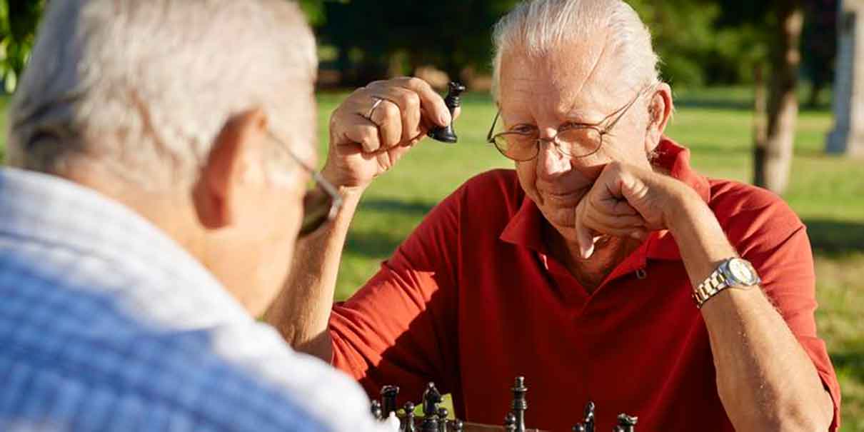 Genética de los “superancianos” revela claves para frenar el Alzheimer