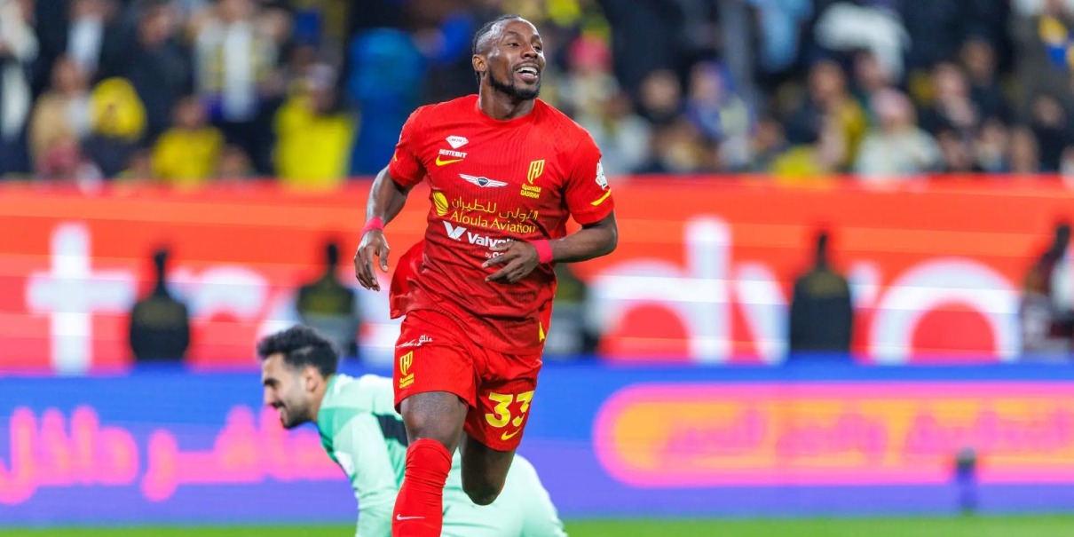 Julián Quiñones iguala a Cristiano Ronaldo en la cima de goleo en Arabia Saudita