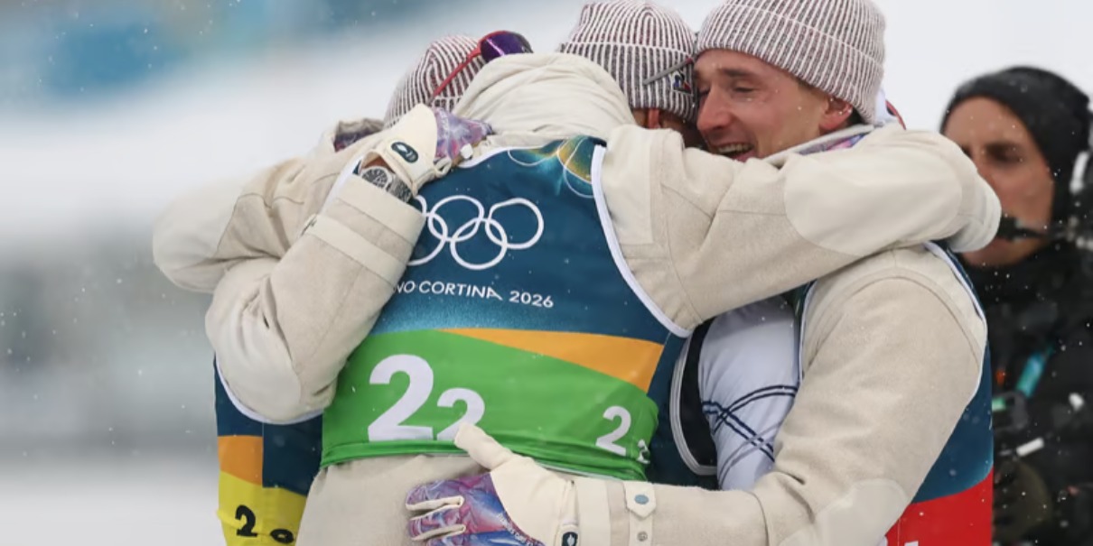 Francia gana el oro en biatlón relevos 4×7.5 km en Milano Cortina 2026