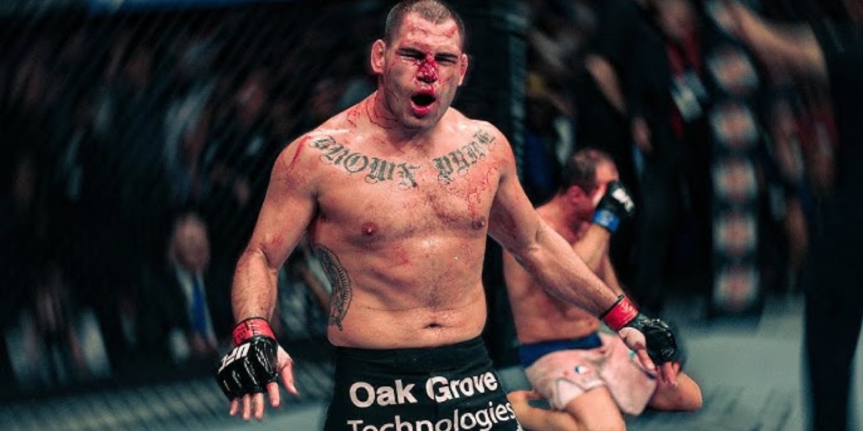 Caín Velásquez es liberado bajo libertad condicional tras 11 meses en prisión en California