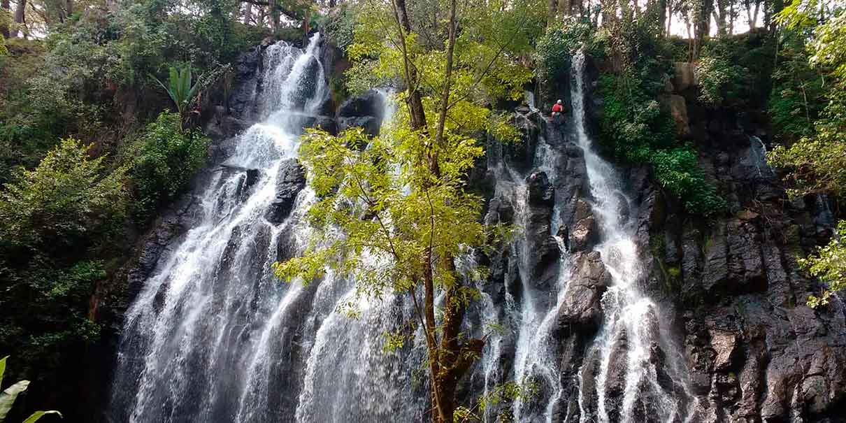 Descubre la Cascada Velo de Novia en Valle de Bravo, Estado de México