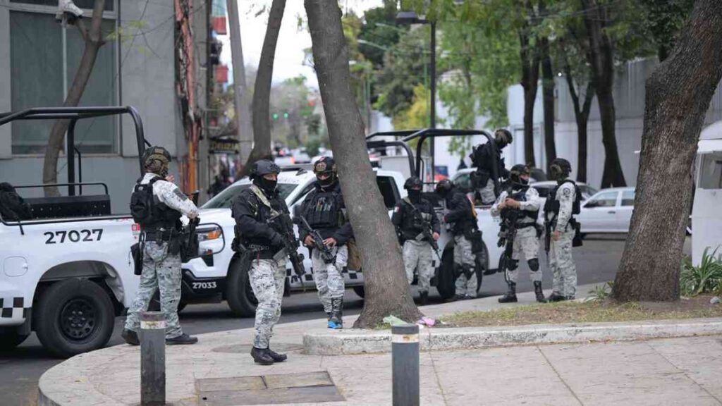 Trasladan restos de "El Mencho" a la FEMDO en CDMX bajo máximo despliegue de seguridad