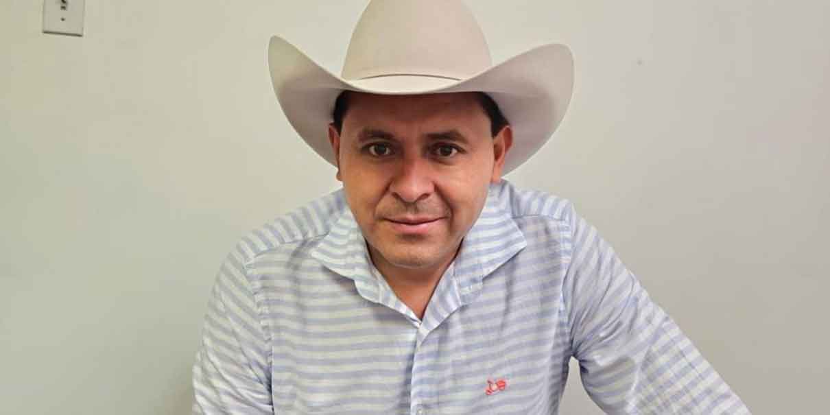 Pedro Segura canta corrido de “El Mencho” tras negativa de Los Alegres del Barranco en Guerrero