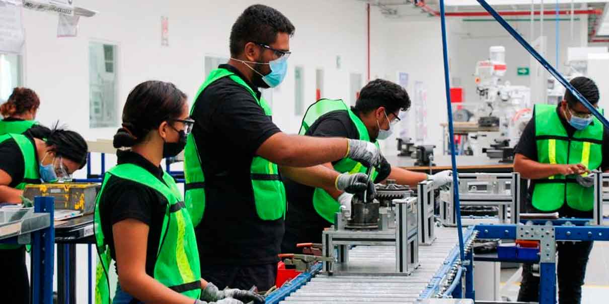 Senado aprueba reducción de jornada laboral a 40 horas; reforma será gradual hasta 2030