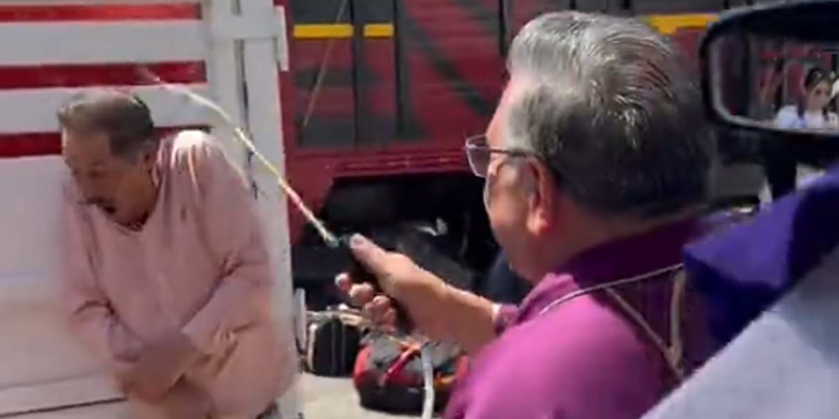 ¡De una vez bendecidos y desinfectados! El padre que no se anda con gotas