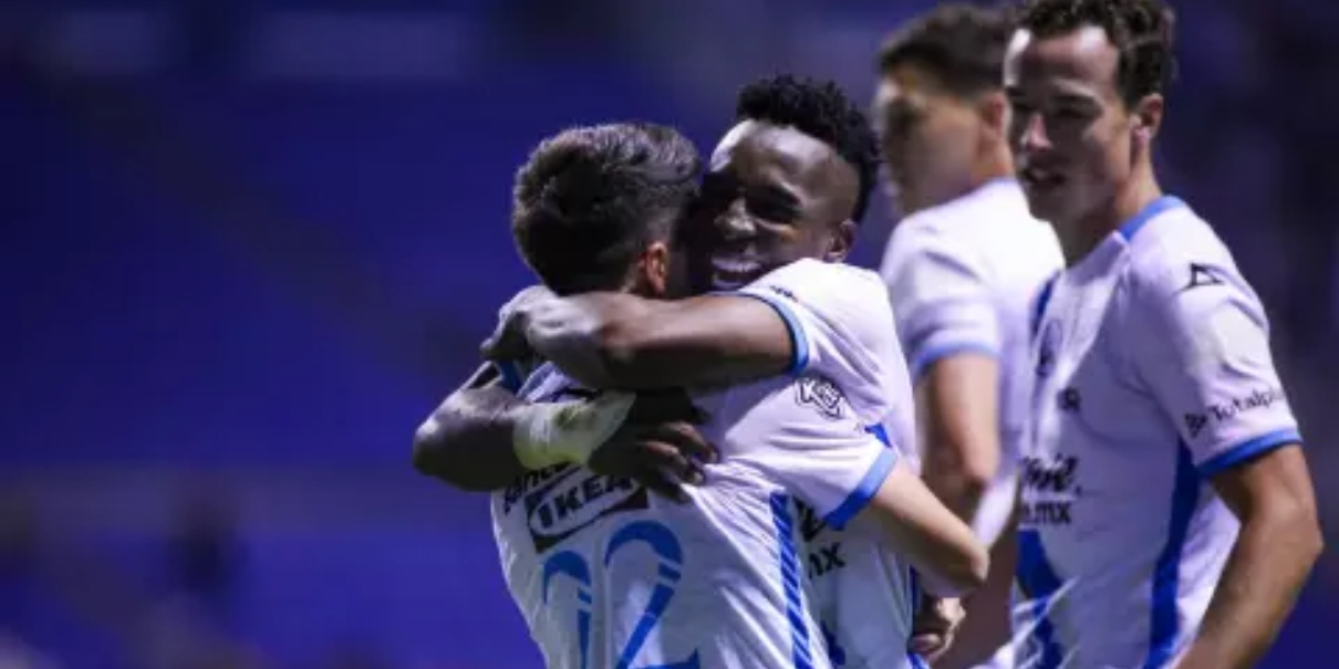Puebla rompe racha y derrota 3-1 a Tigres en el Estadio Cuauhtémoc