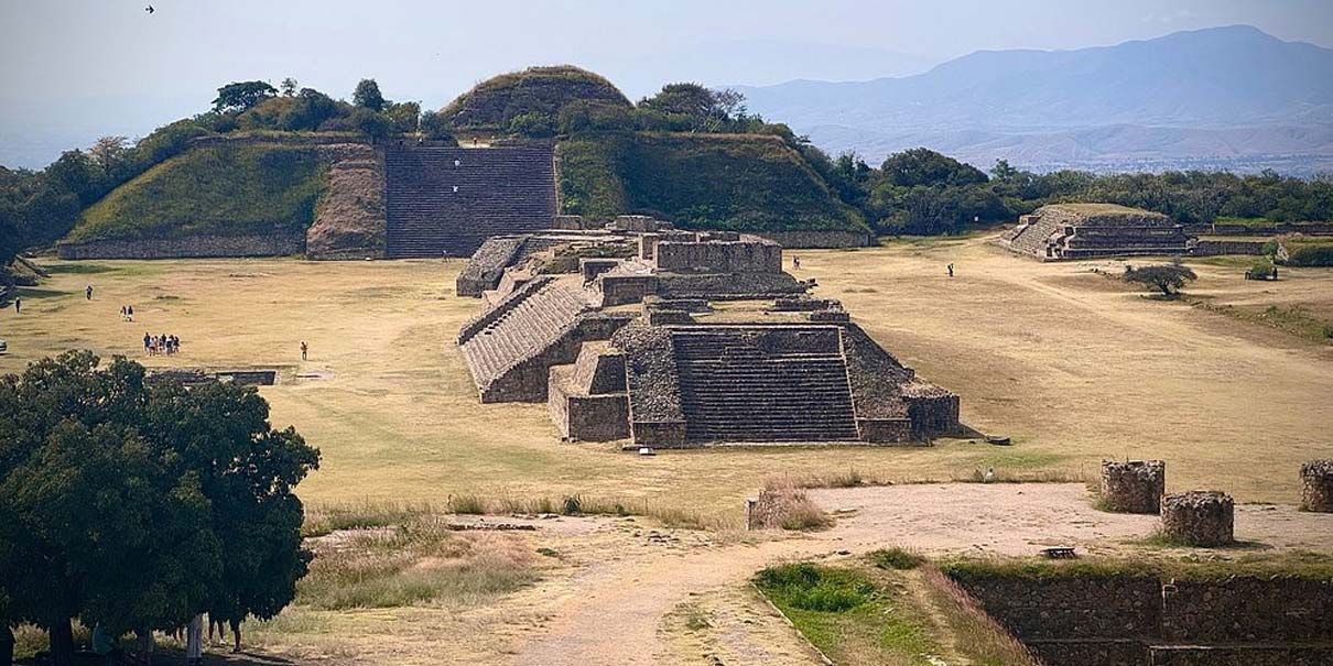 Zona Arqueológica de Monte Albán, Oaxaca: uno de los destinos arqueológicos más impresionantes de México