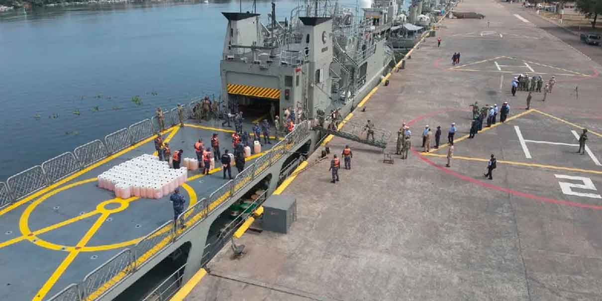 Marina incauta miles de litros de HUACHICOL en una embarcación en costas de Michoacán