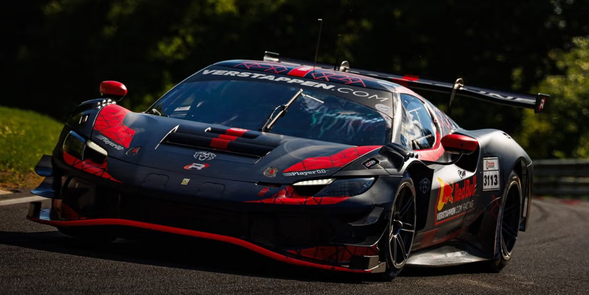 Max Verstappen se prepara para las 24 Horas de Nürburgring sin miedo al “Infierno Verde”