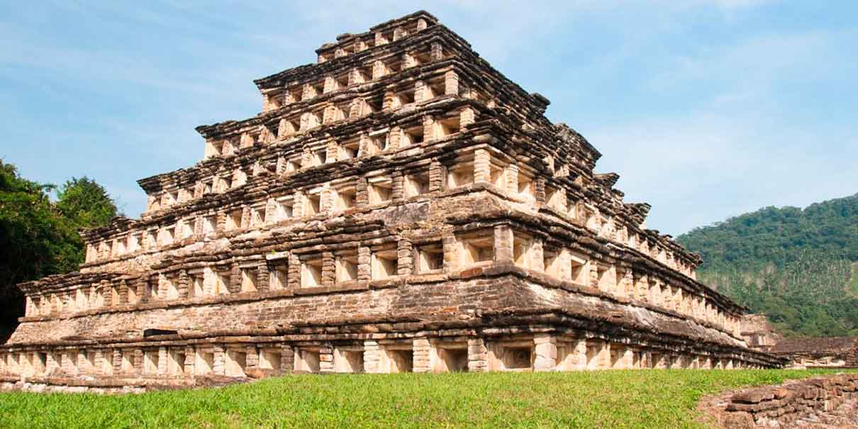 El Tajín más allá de las pirámides: museo, gastronomía y experiencias únicas en Papantla