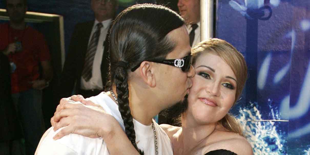 Alicia Villarreal pide ayuda durante concierto en Michoacán ¿Víctima de violencia?