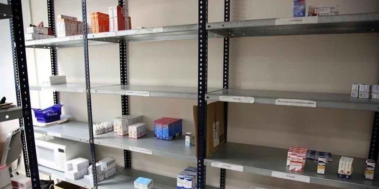 Gobierno cancela licitación de medicamentos por irregularidades y sobrecostos