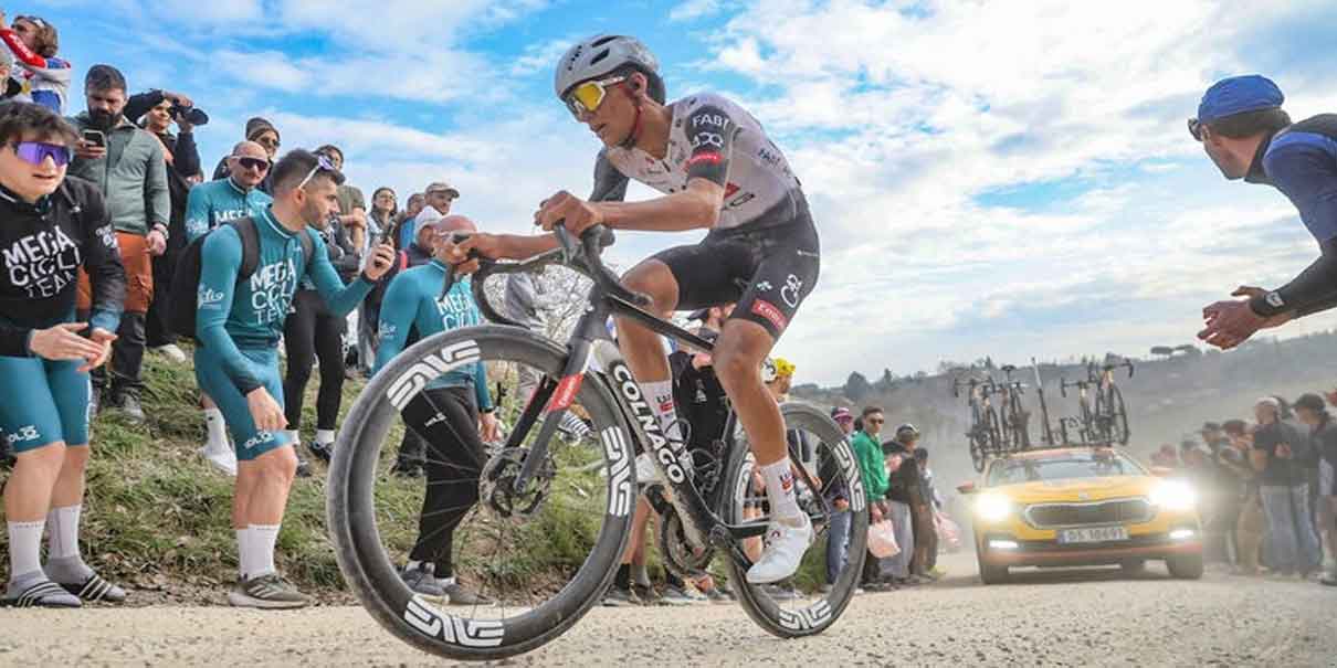 La hazaña de Isaac Del Toro: el mexicano que conquistó la Milán-Turín