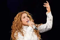 Shakira enloquece a invitados VIP en Televisa y la empresa prepara 104 partidos del Mundial