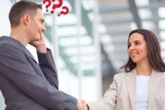 Por qué olvidamos el nombre de las personas: la explicación psicológica detrás de este fenómeno