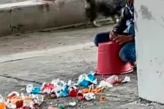 VIDEO El “niño de las gelatinas” reaparece en CDMX y ya nadie cae en su trampa