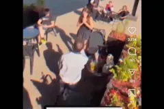 VIDEO. Una propuesta de matrimonio termina en violencia. La chica noquea a su ex 