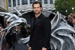Después de desaparecer de grandes filmes y series Henry Cavill reaparece con ‘Los inmortales'